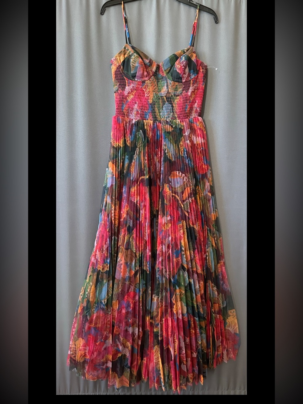 Hutch Multicolor Floral Pleated Midi Dress - Picture 5 of 11